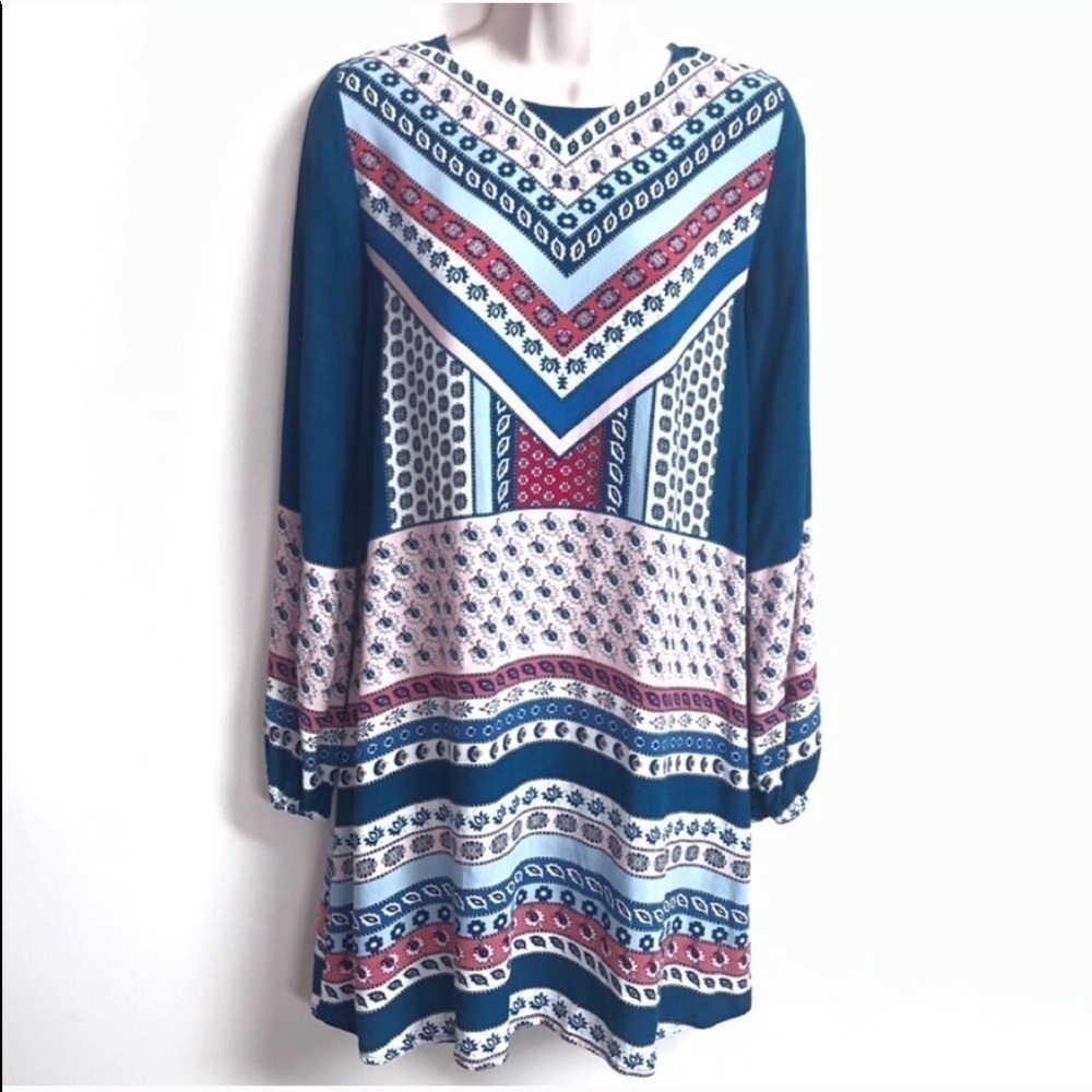 🆕 Express paisley floral long sleeve shift…